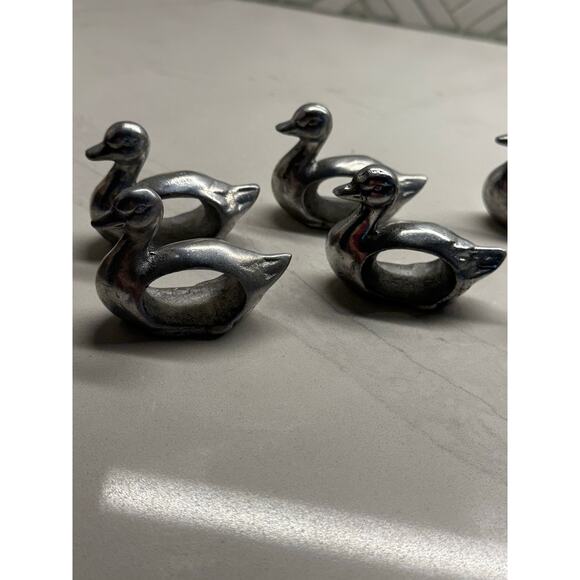 Vintage Cast Metal Silver Duck Napkin Ring Holders Lot of 8 - Picture 5 of 8